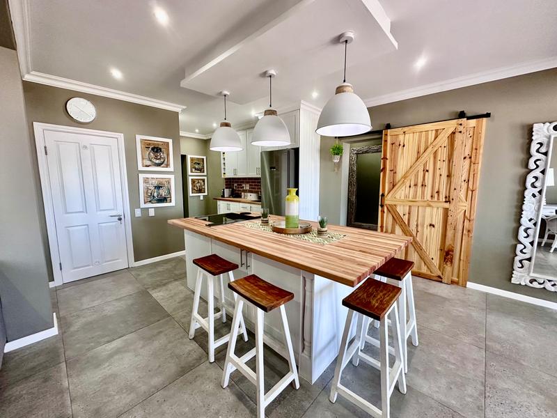 4 Bedroom Property for Sale in Pinnacle Point Golf Estate Western Cape